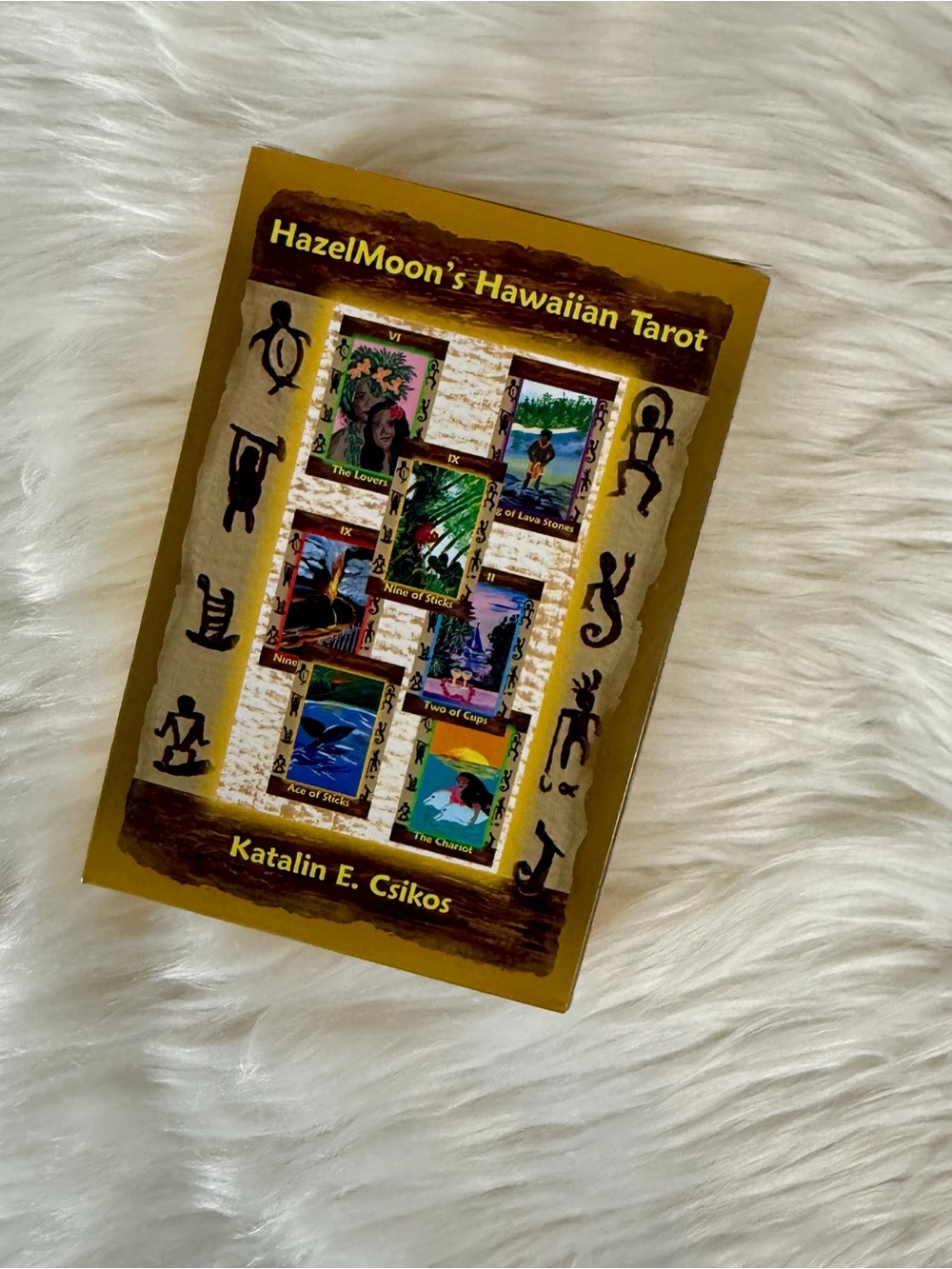 Hazel Moon’s Hawaiian Tarot Deck
